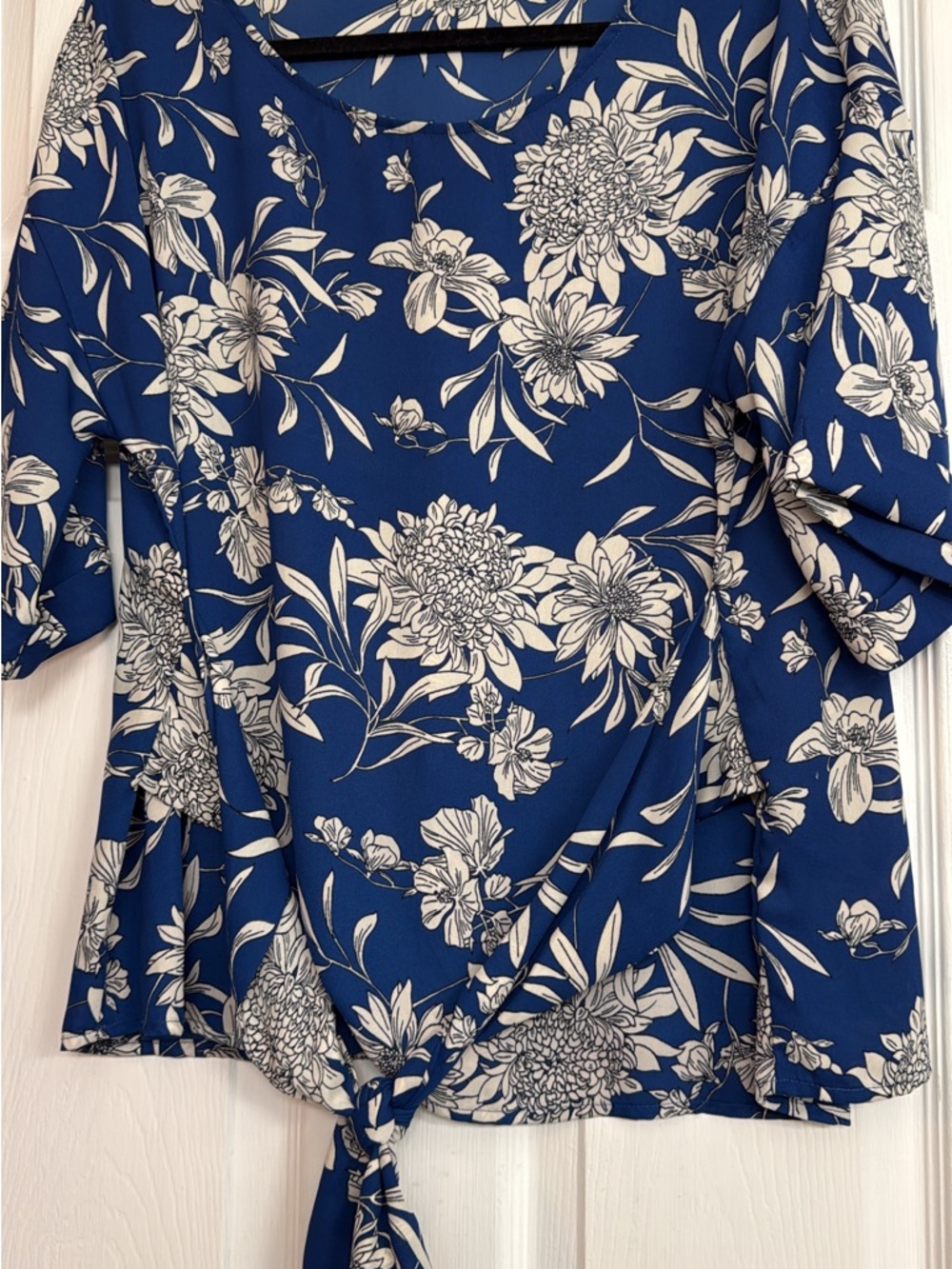 Blue Floral Tie-Hem Women's Top-L